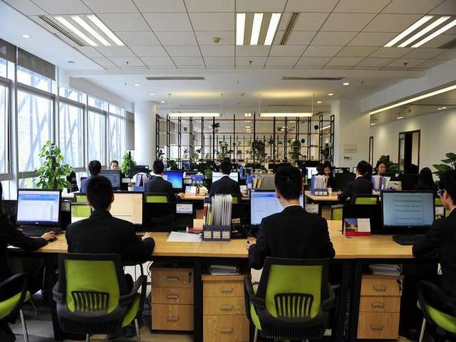 越野汽车门窗玻璃修复