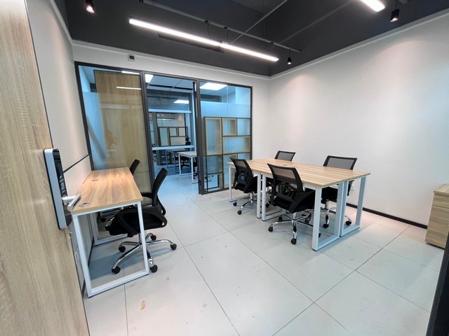 50吨的吊车搬厂怎么收费